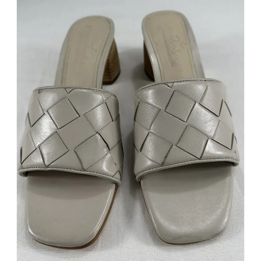 Journee Signature Womens Kellee Stacked Heel Pumps Sandals Sz7.5 Wedding/capers - Picture 5 of 10